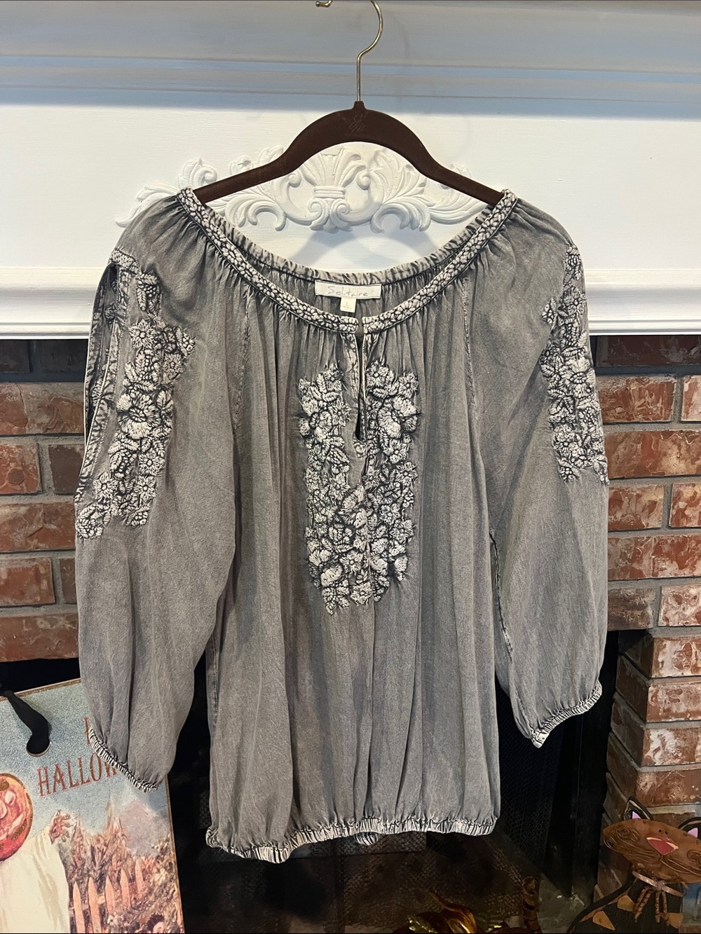 Solitaire Gray Embroidered Peasant Blouse